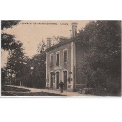 SAINT AMAND DE GRAVES : la gare - très bon état
