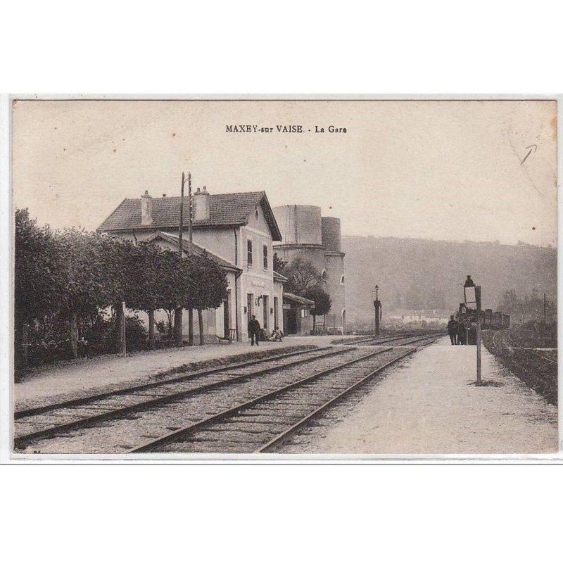 MAXEY SUR VAISE : la gare - état