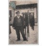 TOURS : """"les petits métiers de la rue"""" - le marchand de lacets - très bon état  (une légère marque)