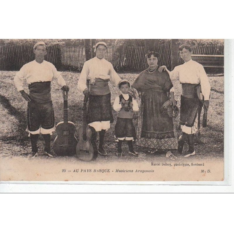 AU PAYS BASQUE - Musiciens aragonais - très bon état