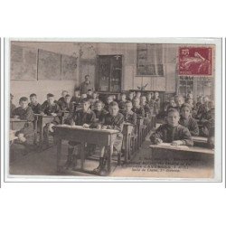 AVERNES : Orphelinat National des Chemins de Fer - Colonie d'Avernes - salle de classe, 1ère Division - très bon état