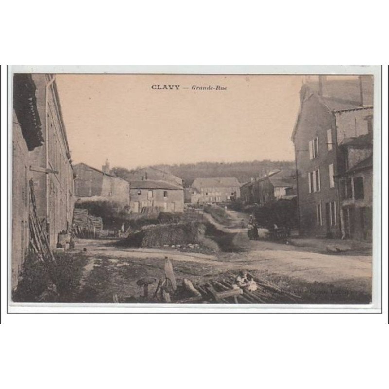 CLAVY : grande-rue - très bon état
