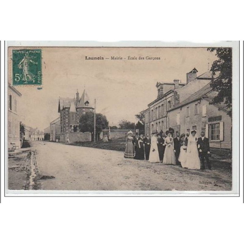 LAUNOIS : mairie - école des garçons - état (décollée)