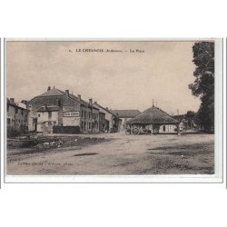 LE CHESNOIS : la place - très bon état