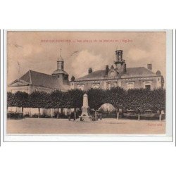 NOVION-PORCIEN : la place de la mairie et l'église - état