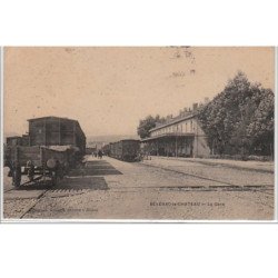 SEVERAC LE CHATEAU : la gare - très bon état