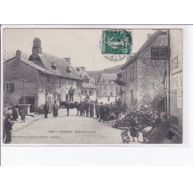 JUNHAC - rue principale - très bon état