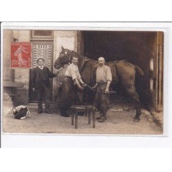 DECIZE : carte photo de l'atelier du maréchal ferrant Louis Richard sur la place du champ de foire - très bon état