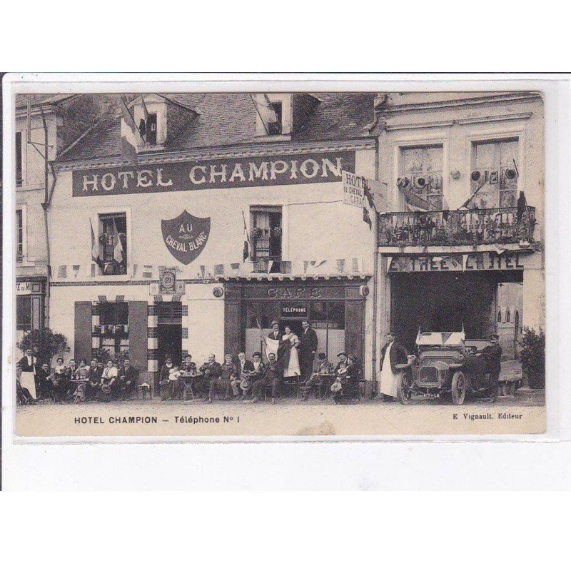 LA CHARTRE SUR LE LOIR - Hôtel Champion - Très bon état