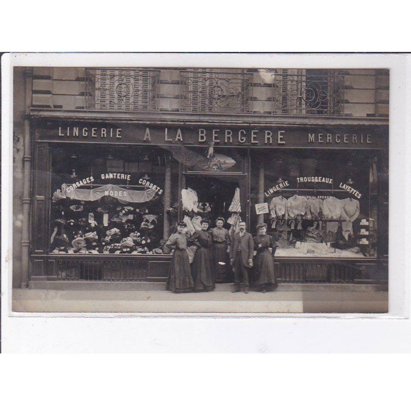 PARIS - Carte - photo - Lingerie à la Bergère - état