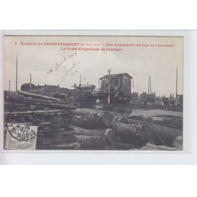 PERRIGNY: accident de dijon-perrigny vue d'ensemble du lieu de l'accident le poste d'aiguillage perrigny - très bon état