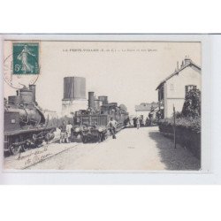 LA FERTE-VIDAME: la gare et ses quais, trains - très bon état