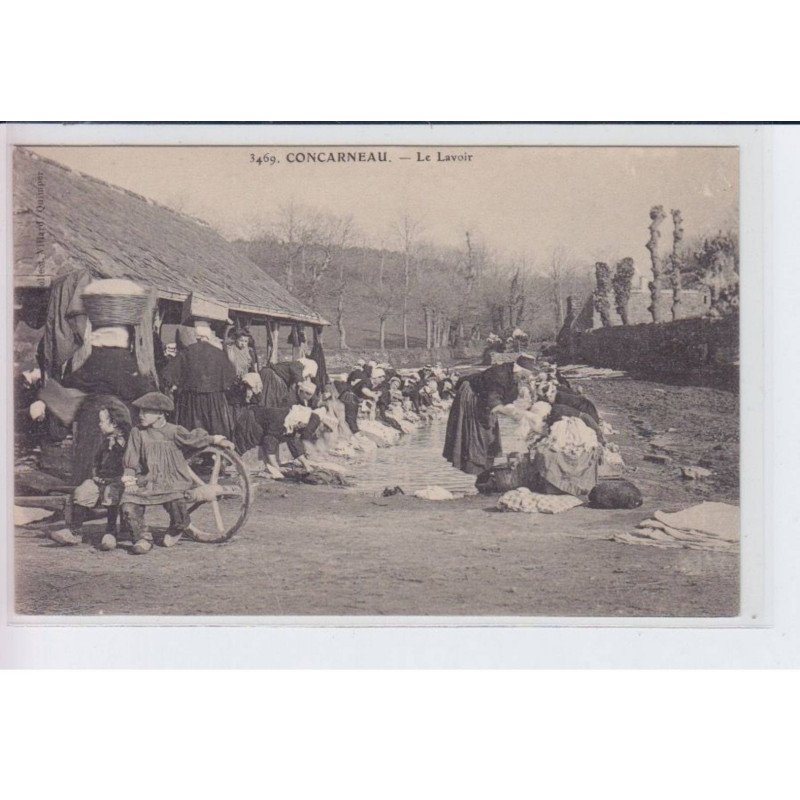 CONCARNEAU: le lavoir - très bon état