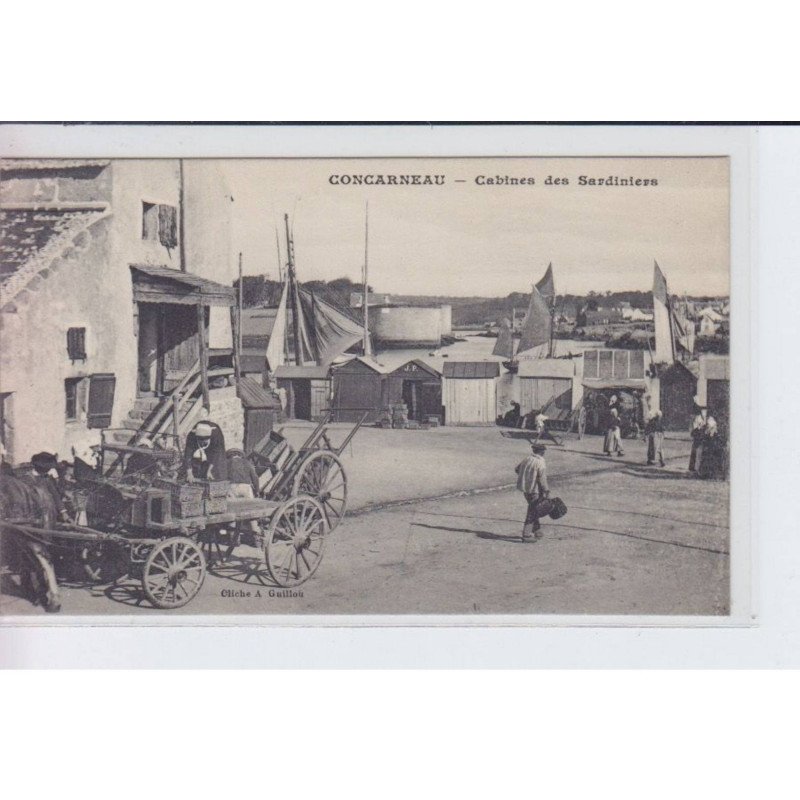 CONCARNEAU: cabines des sardiniers - très bon état