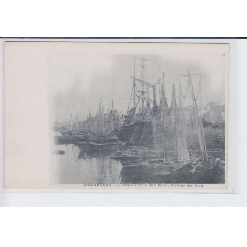 CONCARNEAU: l'avant-port à mer basse, séchage des filets - très bon état