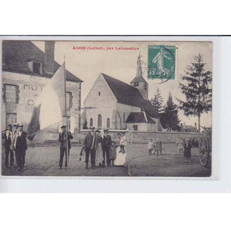 ADON: personnage, un porteur de drapeau, musicien - état