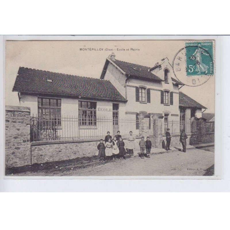 MONTEPILLOY: école et mairie - très bon état