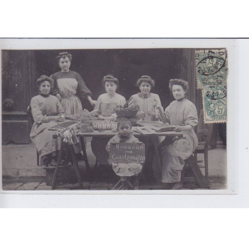 PARIS: 75011, cartonniers au 17 rue de la forge royale, honneur aux cartonnieres - très bon état