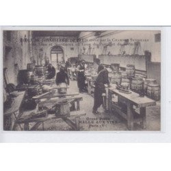 PARIS: 75005, grand préau, hotel aux vins, école de tonnelo pi apres - très bon état