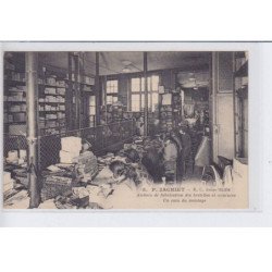 PARIS: 75003: P. jachiet, ateliers de fabrication des bretelles et ceintures, un coin de montage - très bon état