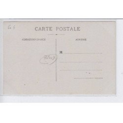 PARIS: boeuf charolais agé 3 ans 1055 kilos ayant obtenue le prix d'honneur au concours général 75009 - très bon état