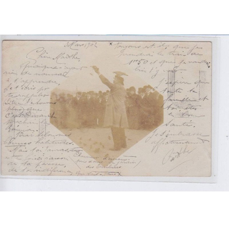 PARIS: charmeur d'oiseaux au jardin des tuileries - très bon état