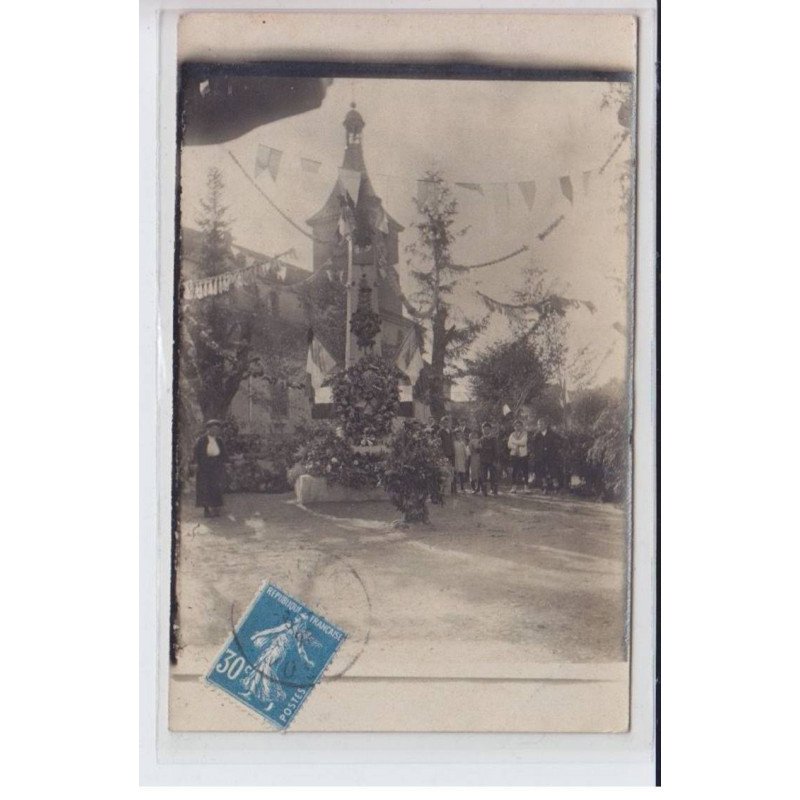 VIRECOURT: monuments aux morts - très bon état