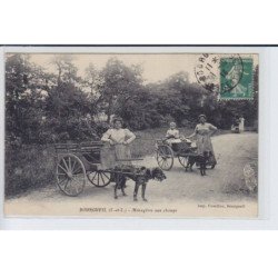 BOURGUEIL: ménagères aux champs (voiture à chien)- très bon état