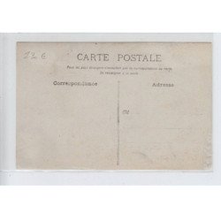 FRANCE - salon coiffures, personnages - très bon état