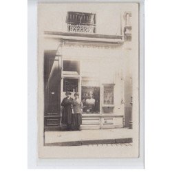 FRANCE: coiffure Anne-Marie teinture - état