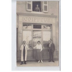 FRANCE: coiffeur guilbert - très bon état