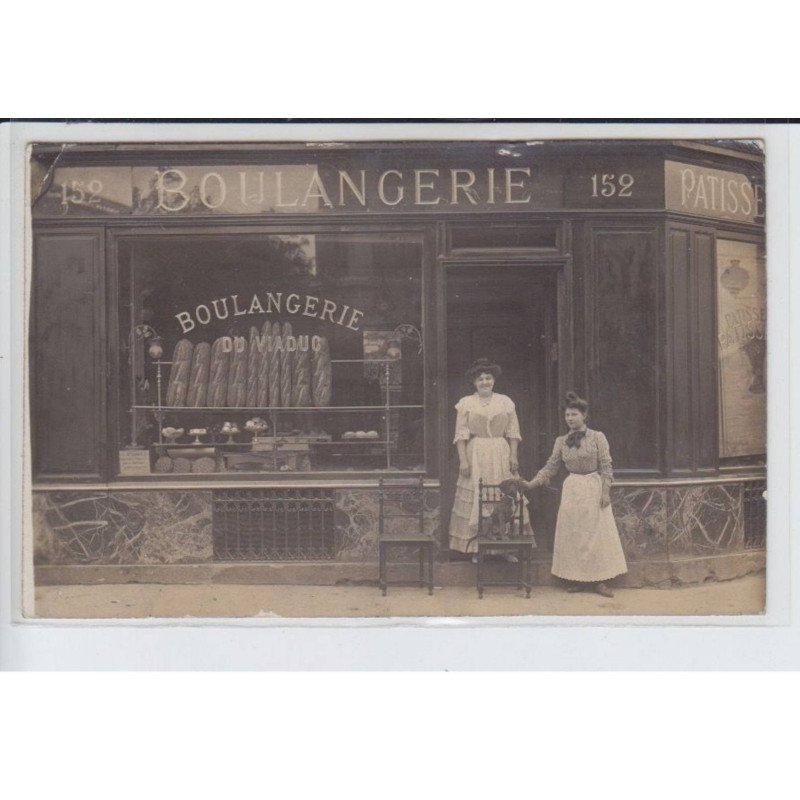 FRANCE: boulangerie du viaduc, chien - état