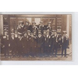 FRANCE: café du centre Augustin Leignon(?), Toni-Kola, bitter secrestat, trompette - état
