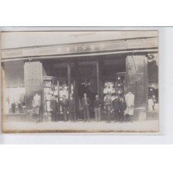 FRANCE: maison, commerce de vêtements, textiles - très bon état