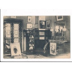 COUILLY: pavillon des caves, un coin du salon - très bon état