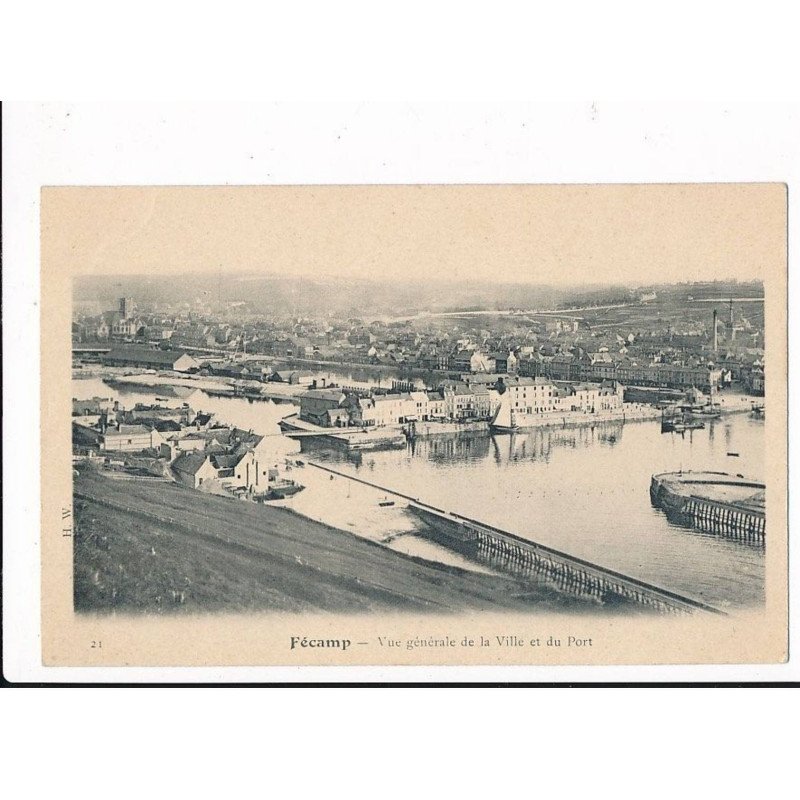 FECAMP - Vue générale de la ville et du port - très bon état