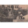 NORMANDIE : GOURNAY-EN-BRAY - fabrication du cidre en maison bourgeoise - repos et dégustation - état (un coin plié)