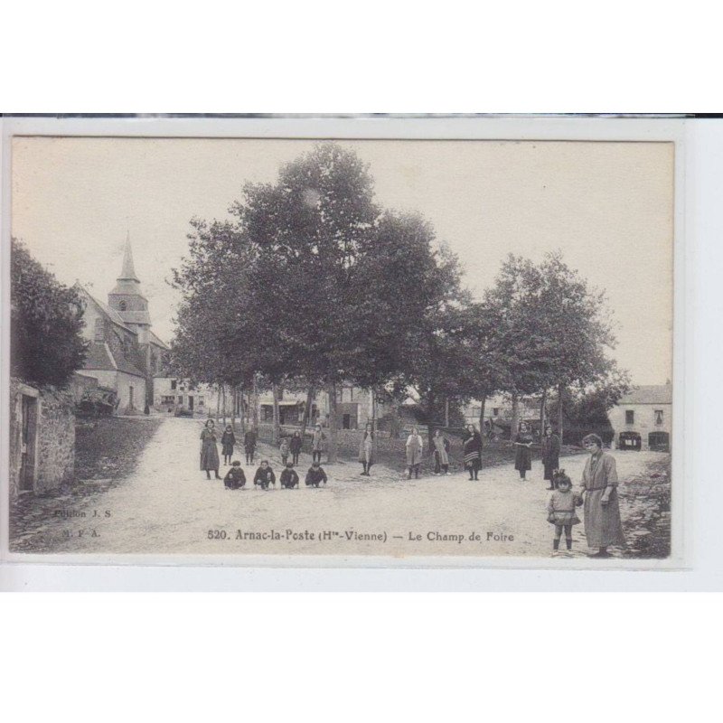 ARNAC-la-POSTE: le champ de foire - très bon état