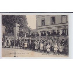 BRANCHES: la sortie de l'ecole - très bon état