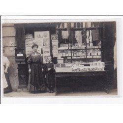 PARIS 17ème : carte photo d'un magasin (marchand de journaux, cartes postales - l'Echo du XVIIème)- très bon état