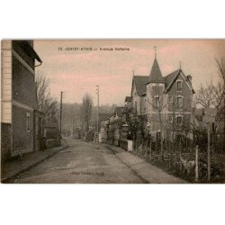 JUVISY: l'avenue Voltaire - très bon état