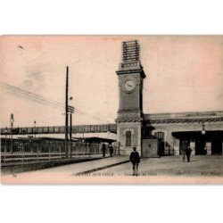 JUVISY: cour de la gare - très bon état