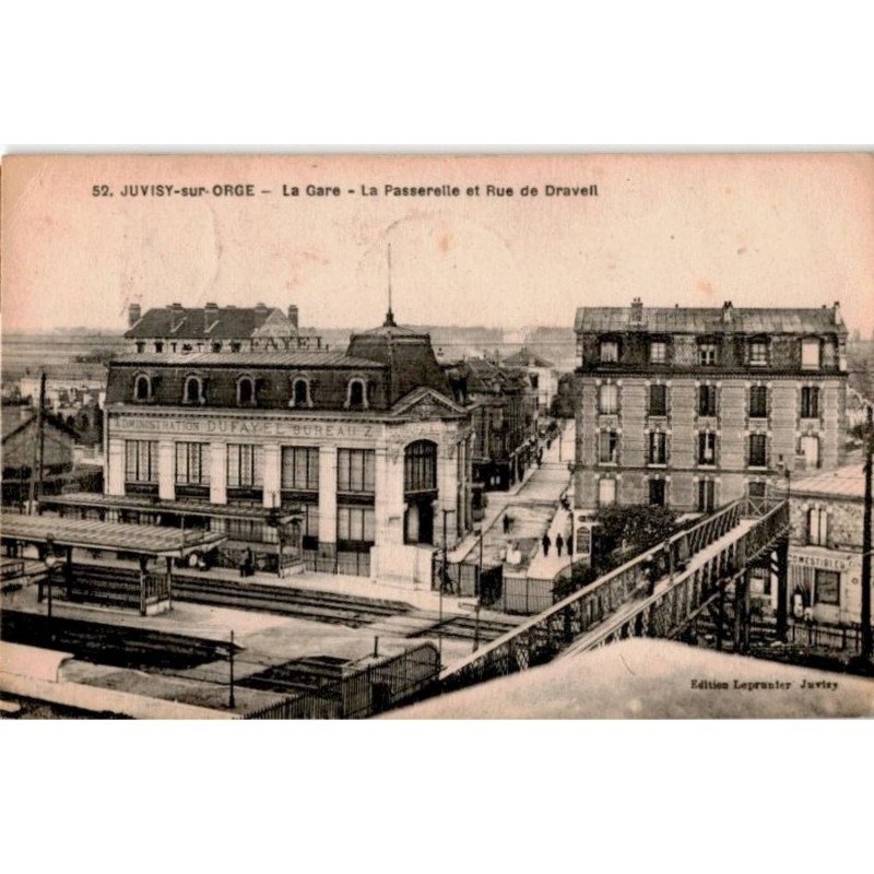 JUVISY: la gare la passerelle et rue de draveil -  état