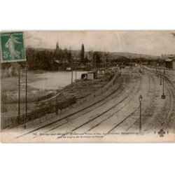 JUVISY: ancienne pièce d'eau du château, perspective sur la ligne de bordeaux-paris -  état