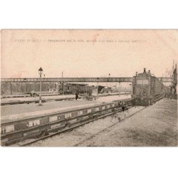 JUVISY: perspective sur la voie, arrivée d'un train à traction électrique -état