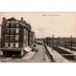 JUVISY: avenue de la gare - très bon état