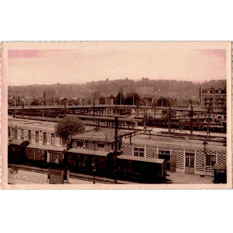 JUVISY: vue générale sur la gare - état