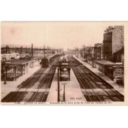 JUVISY: ensemble de la gare prise du pont du chemin de fer - très bon état