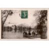 JUVISY: inondation 1910, Mr. le docteur bernard visitant les sinistrés - état