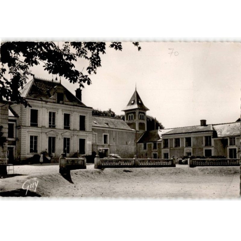 GRIGNY: l'école des aiglons - très bon état